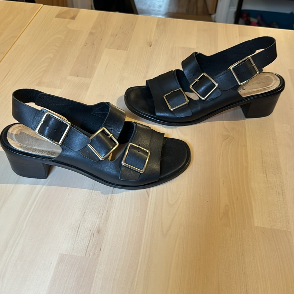 Intentionally Blank Jill sandals